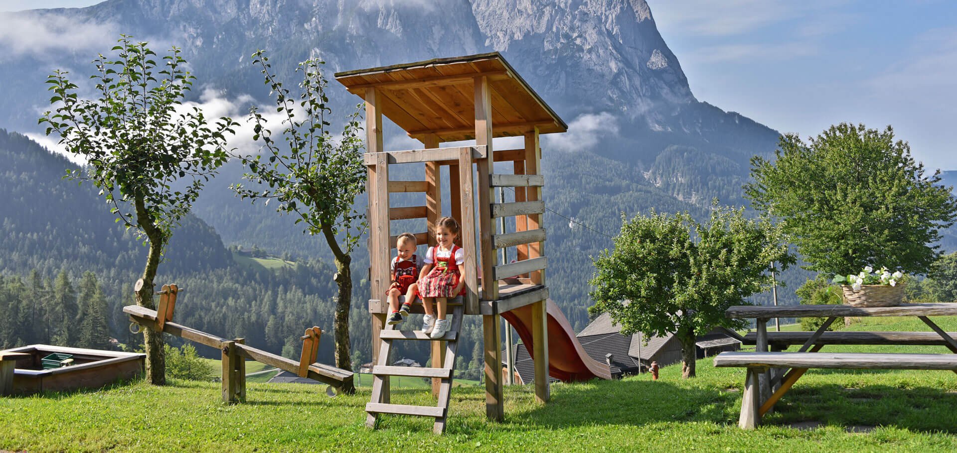 kinderbauernhof-suedtirol-dolomiten